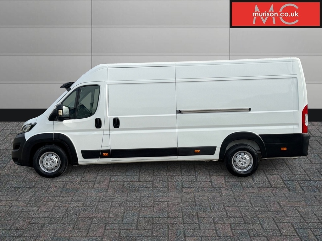 Peugeot Boxer 435 Professional Bluehdi L4h2 CA70VSE White #4