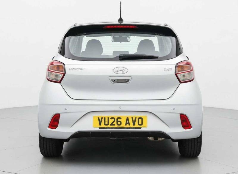 Hyundai I10 Premium White #2