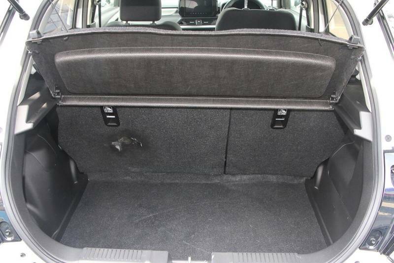 Suzuki Swift 1.2 Mhev Ultra Hatchback Hybrid BA74LTO White #6