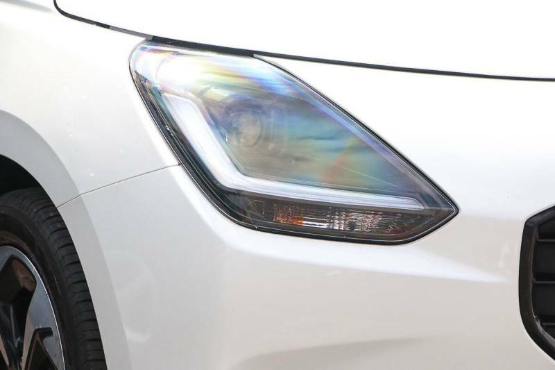 Suzuki Swift 1.2 Mhev Ultra Hatchback Hybrid BA74LTO White #2