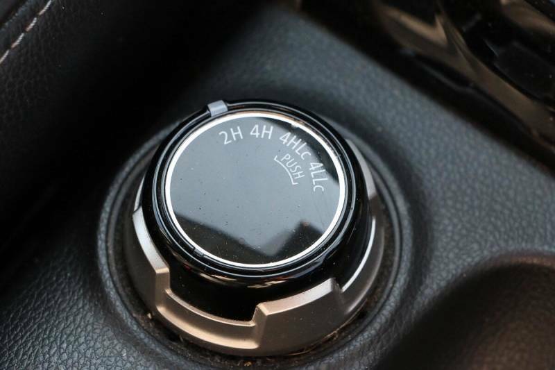 Mitsubishi L200 Di-d Barbarian Black Dcb Grey #18