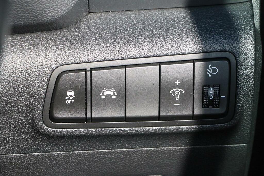 Hyundai Tucson Premium Se Black #16