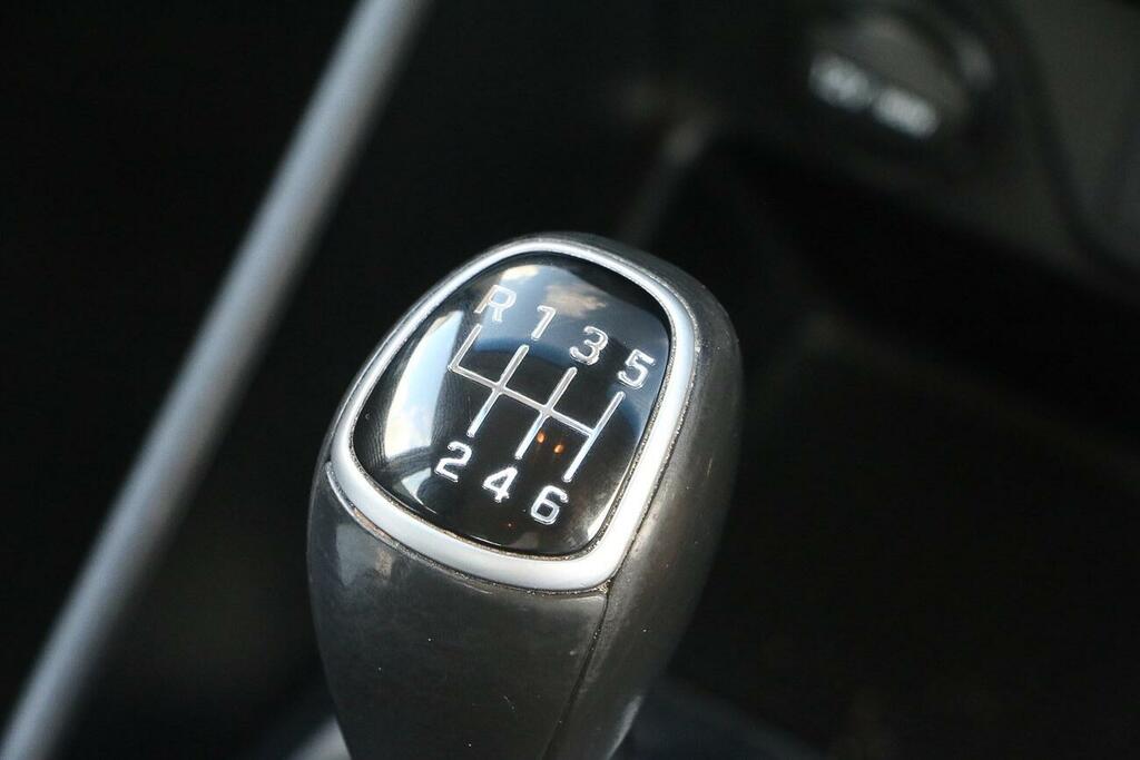 Hyundai Tucson Premium Se Black #12