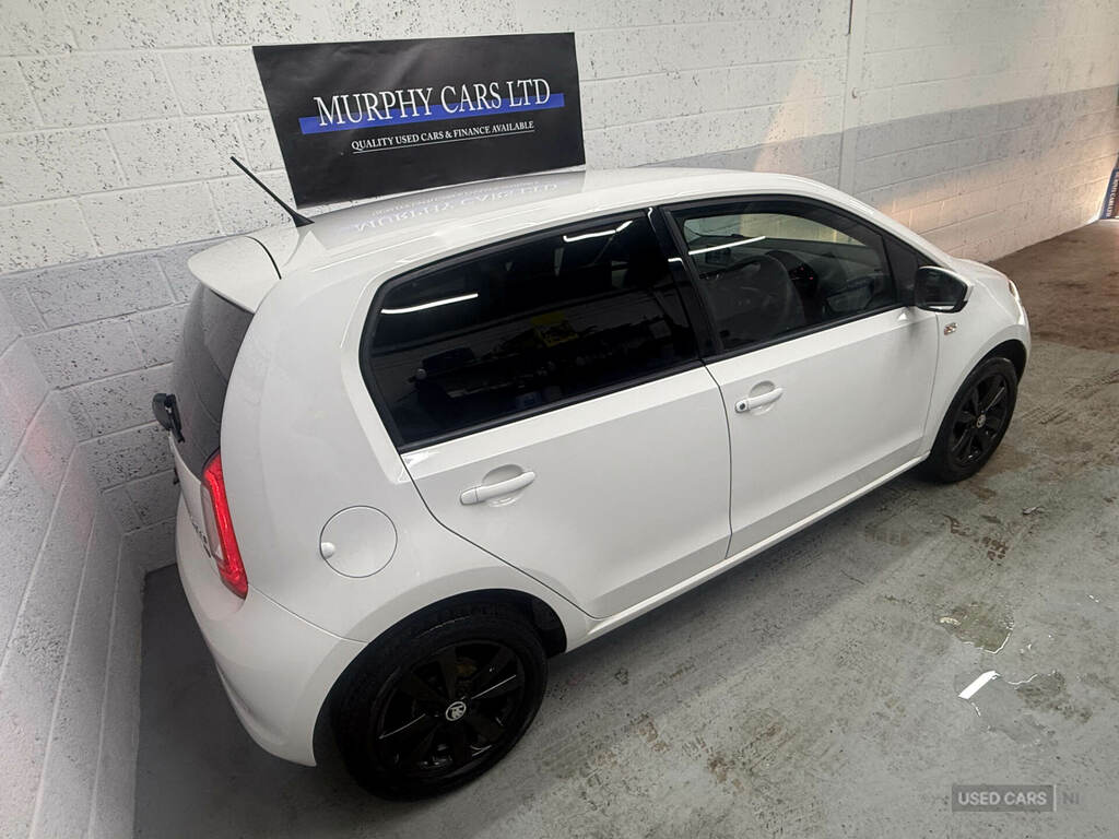 Skoda Citigo 1.0 Mpi Black Edition SR65FYA White #4