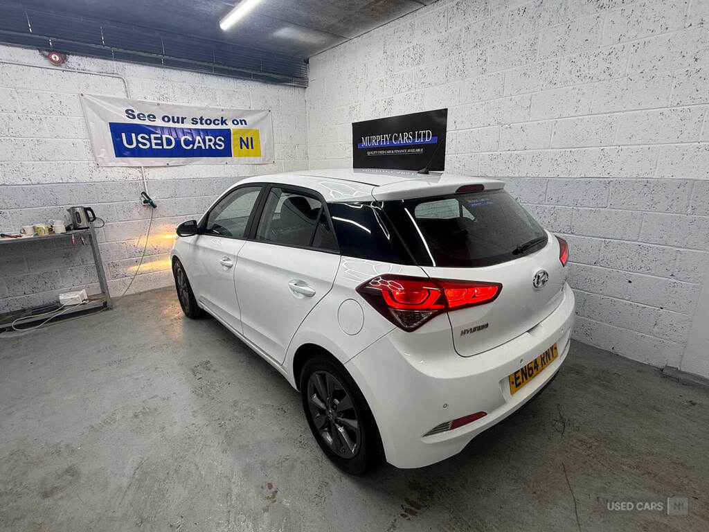Hyundai I20 1.2 Se White #5