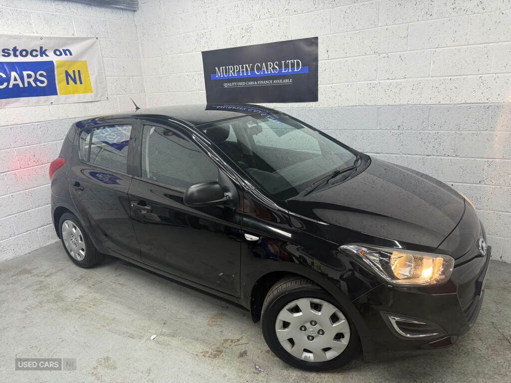 Hyundai I20 2014 1.2 Style Hatchback Euro 5 Red #8