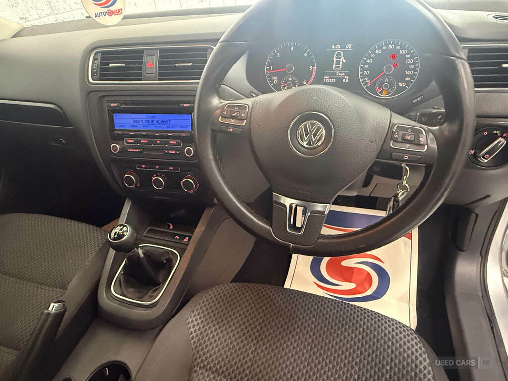 Volkswagen Jetta 1.4 L Se Tsi White #8