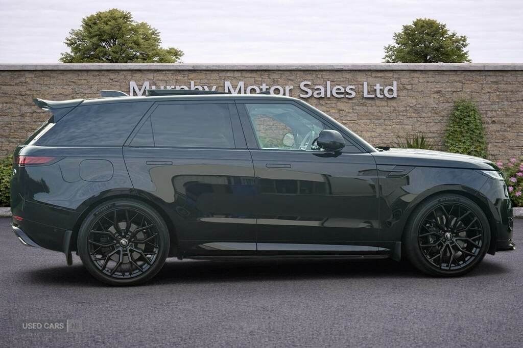 Land Rover Range Rover Sport 3.0 P440e Dynamic Se DW23FLH Black #2