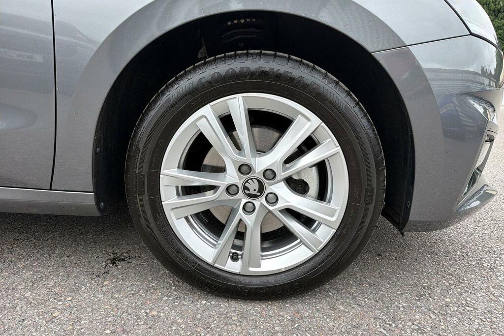 Skoda Fabia 1.0 Tsi 116 Se L Edition WJ26FKB Grey #5