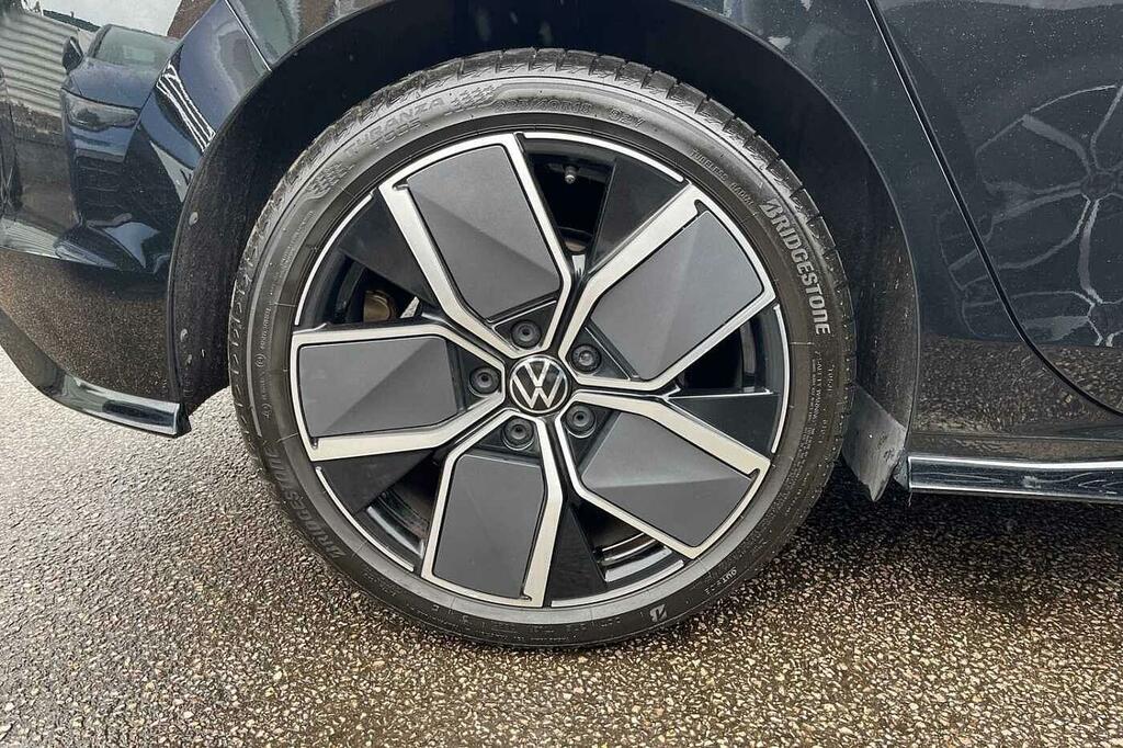 Volkswagen Golf 2.0 Tdi 150 Black Edition Dsg WG75TWK Black #5