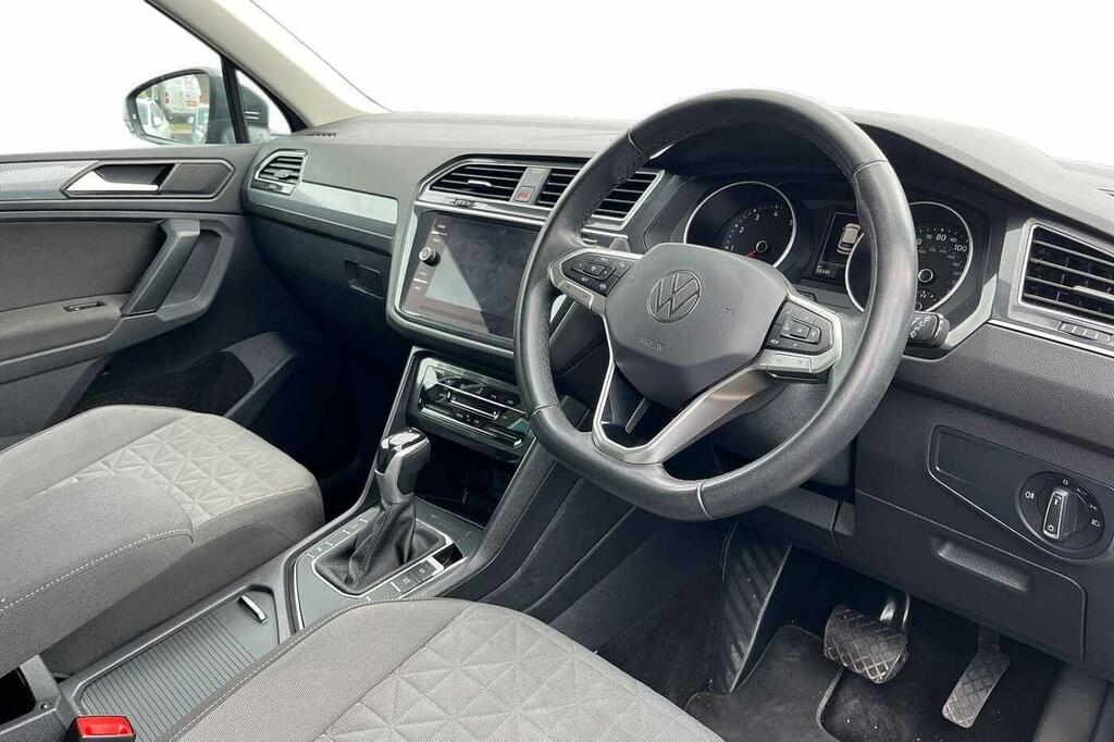 Volkswagen Tiguan 1.5 Tsi 150 Life Dsg HK22YDZ Grey #6