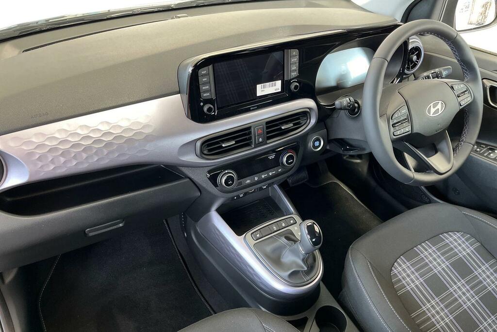 Hyundai I10 1.2 Premium Euro 6 Ss Grey #2