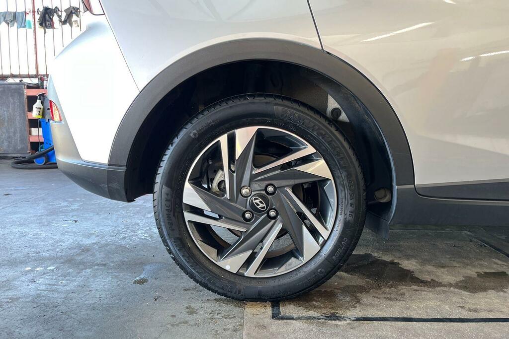 Hyundai Bayon 1.0 T-gdi Mhev Se Connect Euro 6 Ss Grey #5