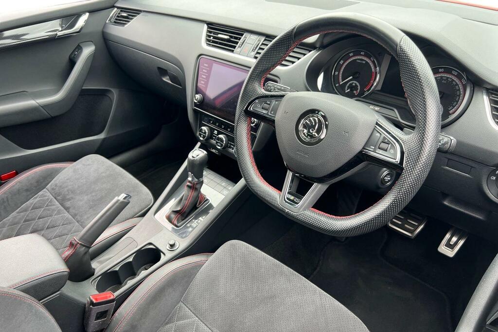 Skoda Octavia 2.0 Tsi 245 Vrs Challenge Dsg DE69WKY Red #6