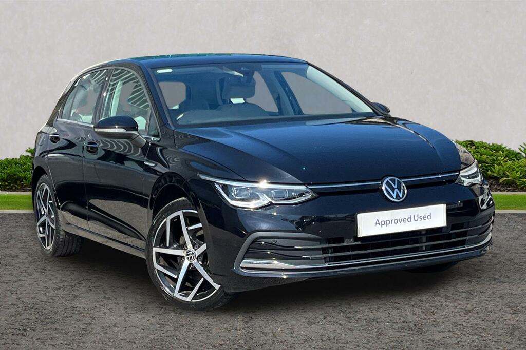 Volkswagen Golf Mk8 Hatchback 5-Dr 1.5 Tsi 150Ps Style Black
