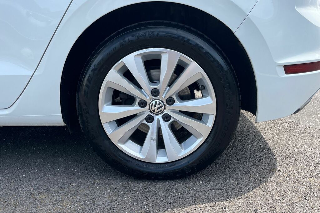 Volkswagen Golf SV Pa 1.5 Tsi Se Nav Dsg 130Ps White #5