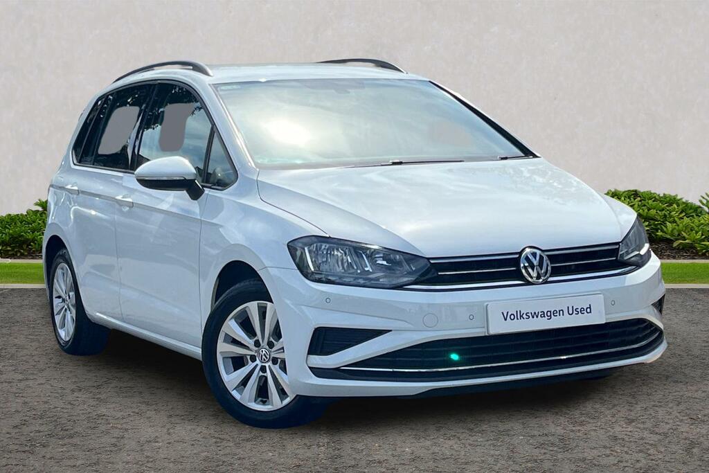 Volkswagen Golf SV Pa 1.5 Tsi Se Nav Dsg 130Ps White