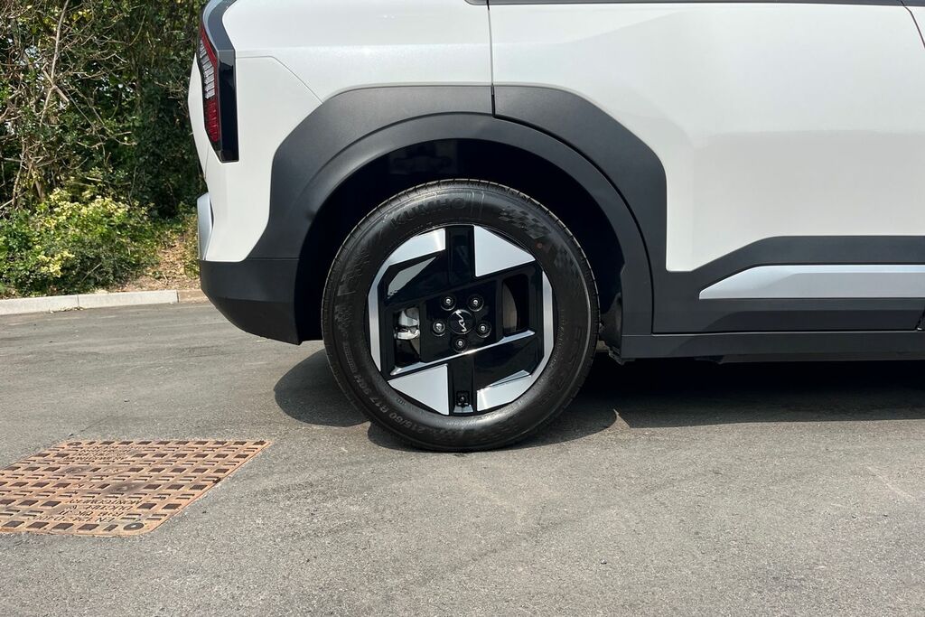 Kia EV3 Standard Range 58.3Kwh Air WH75AOO White #5