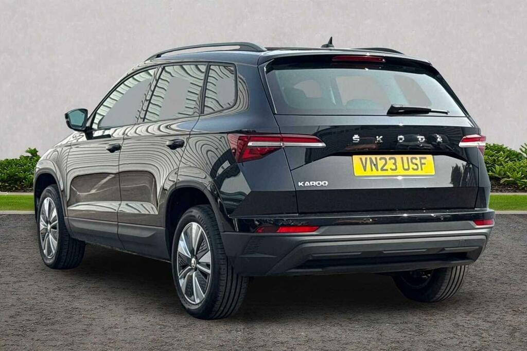 Skoda Karoq 1.5 Tsi Se Drive VN23USF Black #2