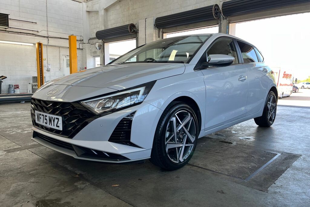 Hyundai I20 Premium Black #35