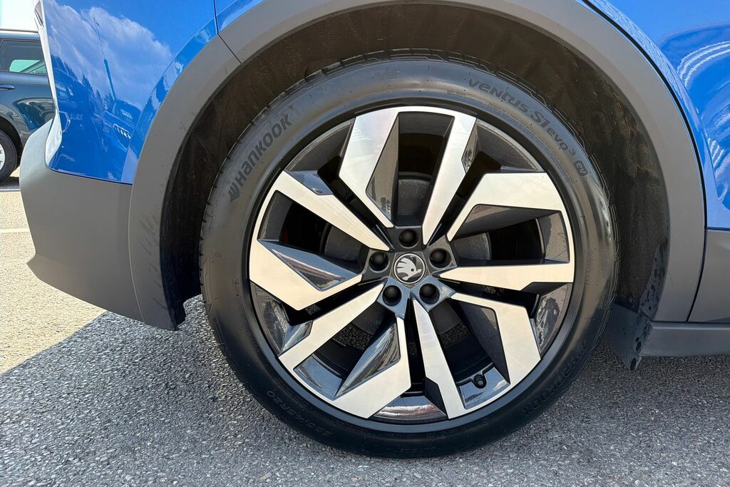 Skoda Elroq 210Kw 85 Sportline 82Kwh Blue #5