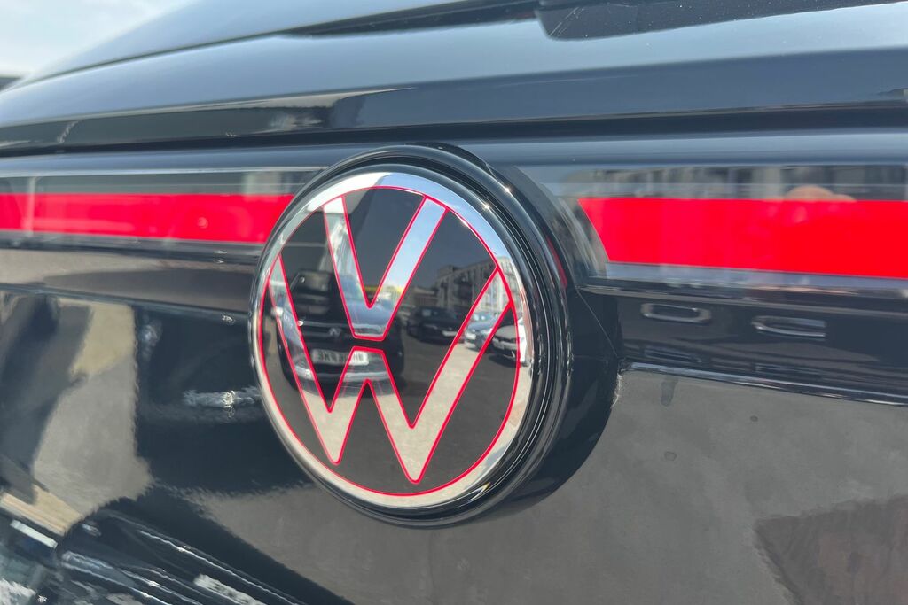 Volkswagen T-Roc Style Design Black #24