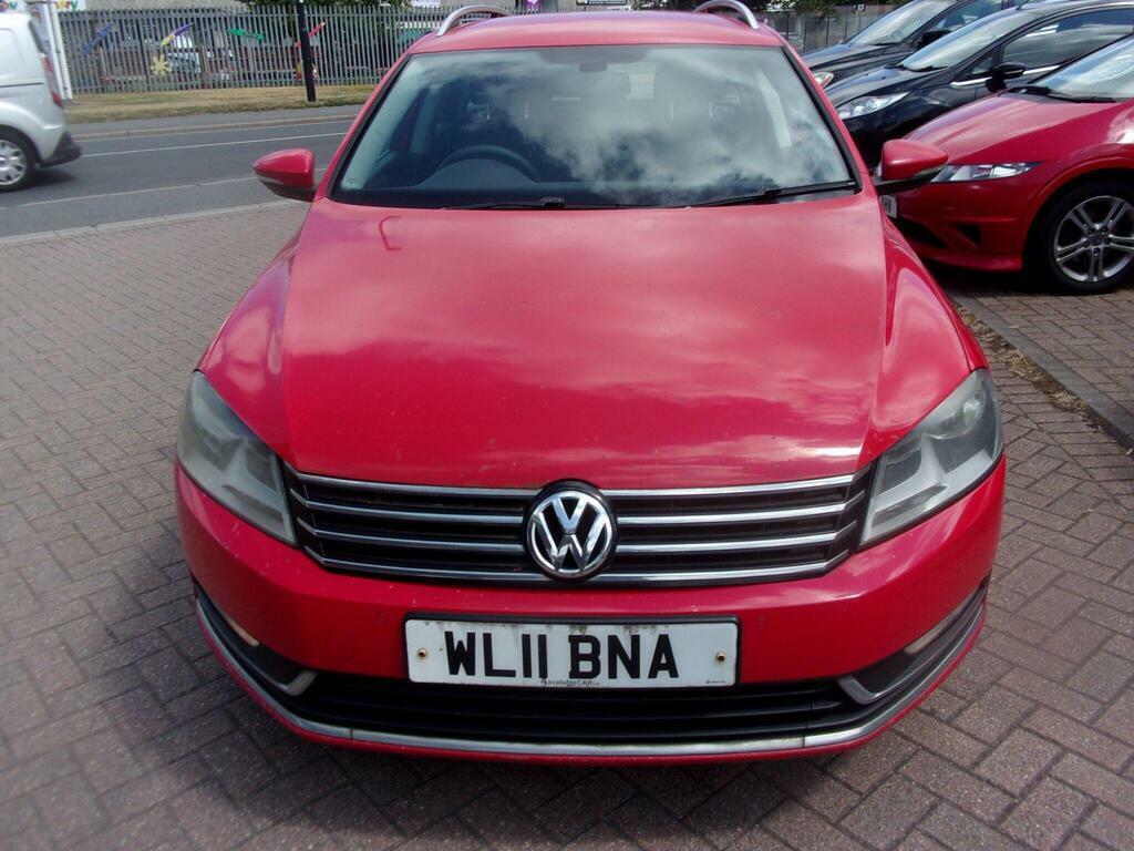 Volkswagen Passat 2.0 Tdi Bluemotion Tech Se Euro 5 S S Red #2