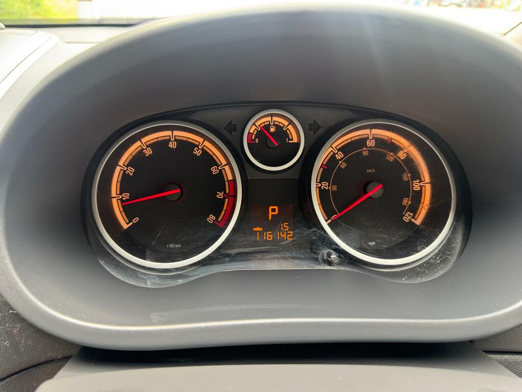 Vauxhall Corsa Club Ac 16V 5-Door Silver #14