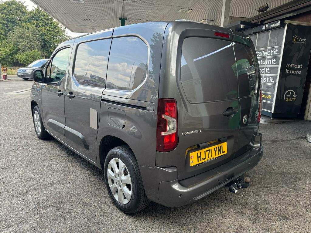 Vauxhall Combo Ulez Freeonly 55000 Milesno V.a.tgriffin Top Of #4