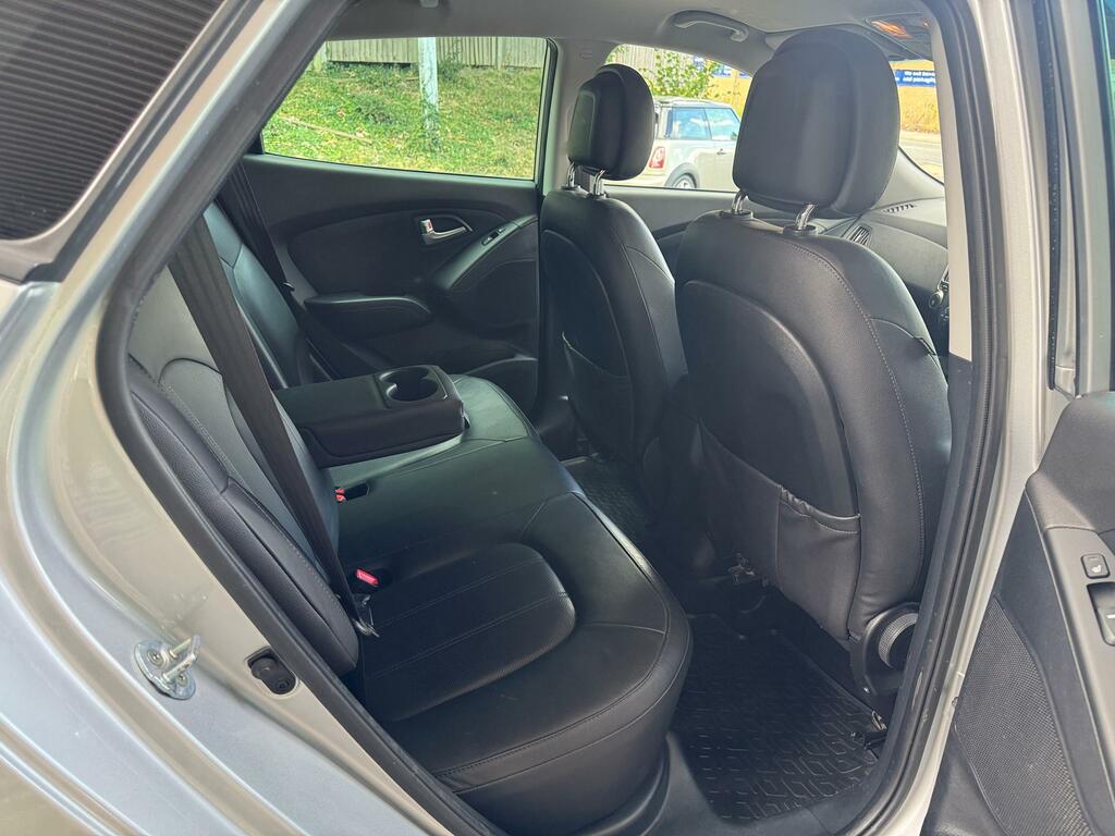 Hyundai Ix35 1.6 Gdi S 2Wd White #13