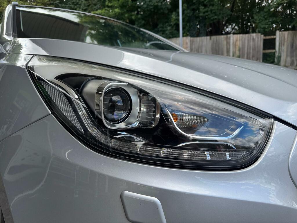 Hyundai Ix35 1.6 Gdi S 2Wd White #9