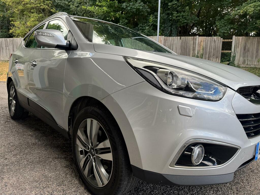 Hyundai Ix35 1.6 Gdi S 2Wd White #8