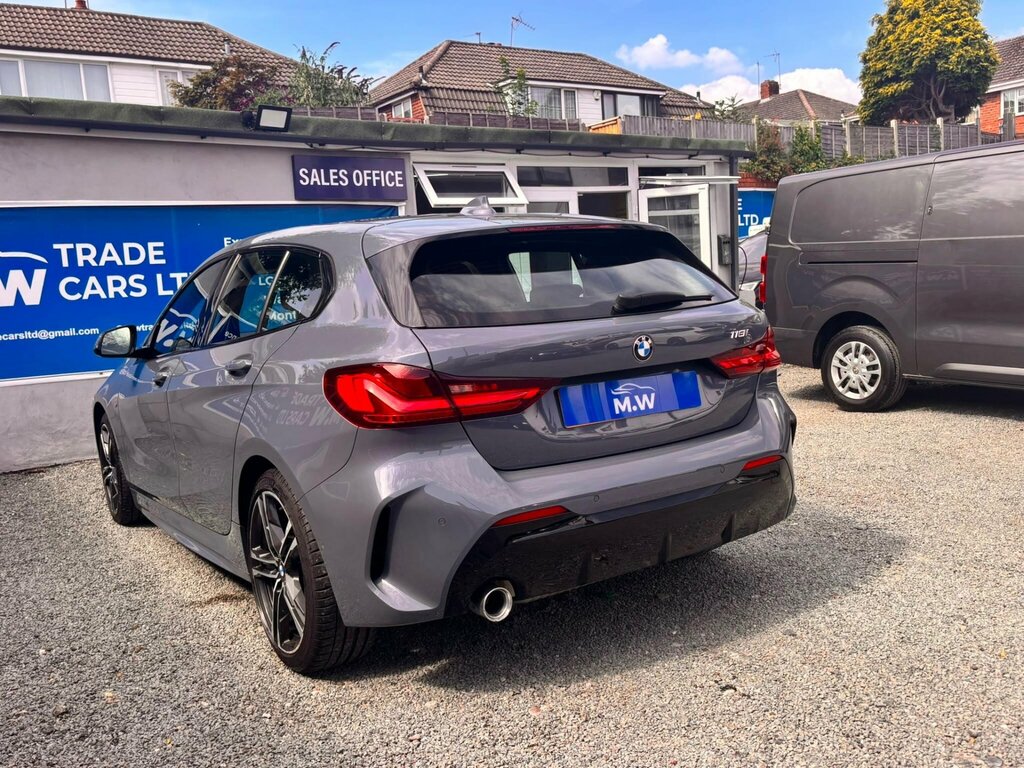 BMW 1 Series 1.5 118I M Sport Dct Euro 6 Ss MV70BZC Grey #4