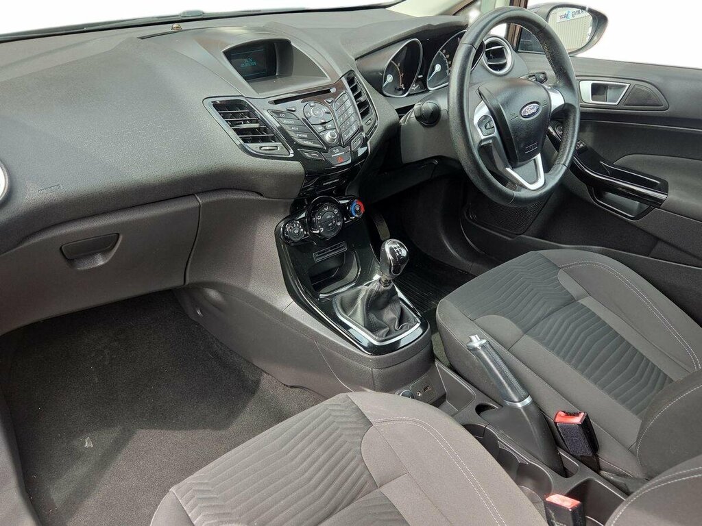 Ford Fiesta 1.25 Zetec - 2015 15 Grey #2