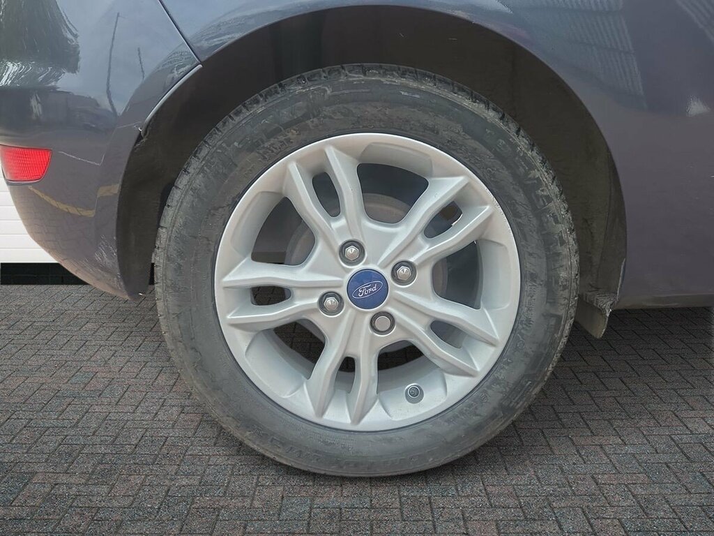 Ford Fiesta 1.25 Zetec - 2015 15 Grey #5