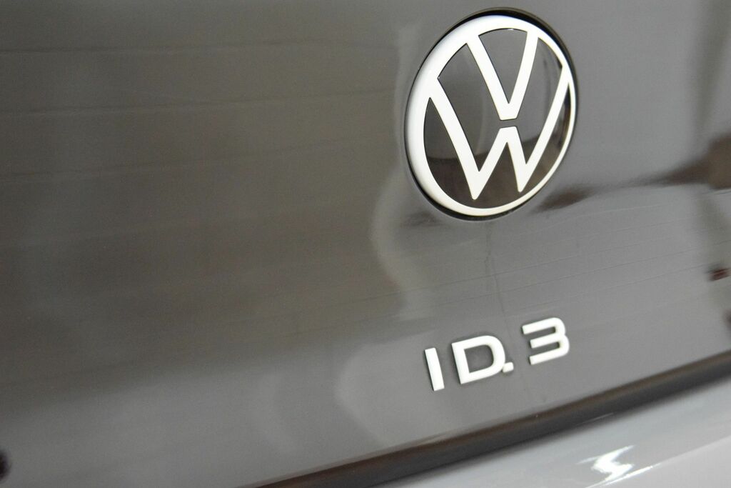Volkswagen ID.3 Pro Performance 58Kwh Life Hatchback KM72TZG Grey #6