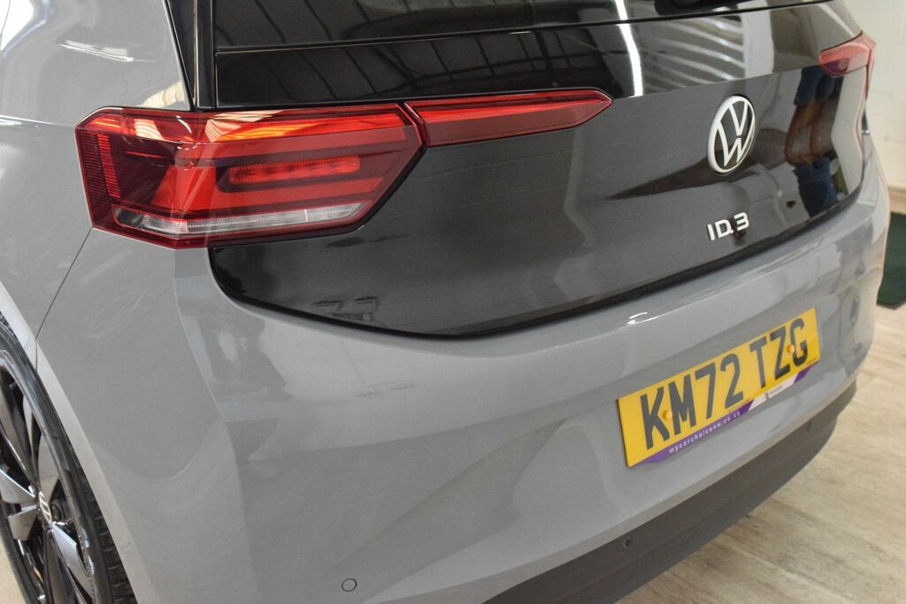 Volkswagen ID.3 Pro Performance 58Kwh Life Hatchback KM72TZG Grey #5
