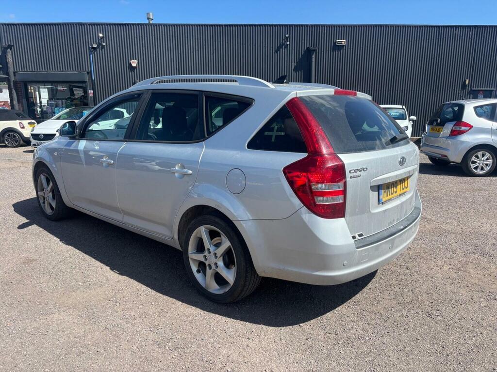 Kia Ceed Estate 2.0 Crdi Sport 200909 Silver #2