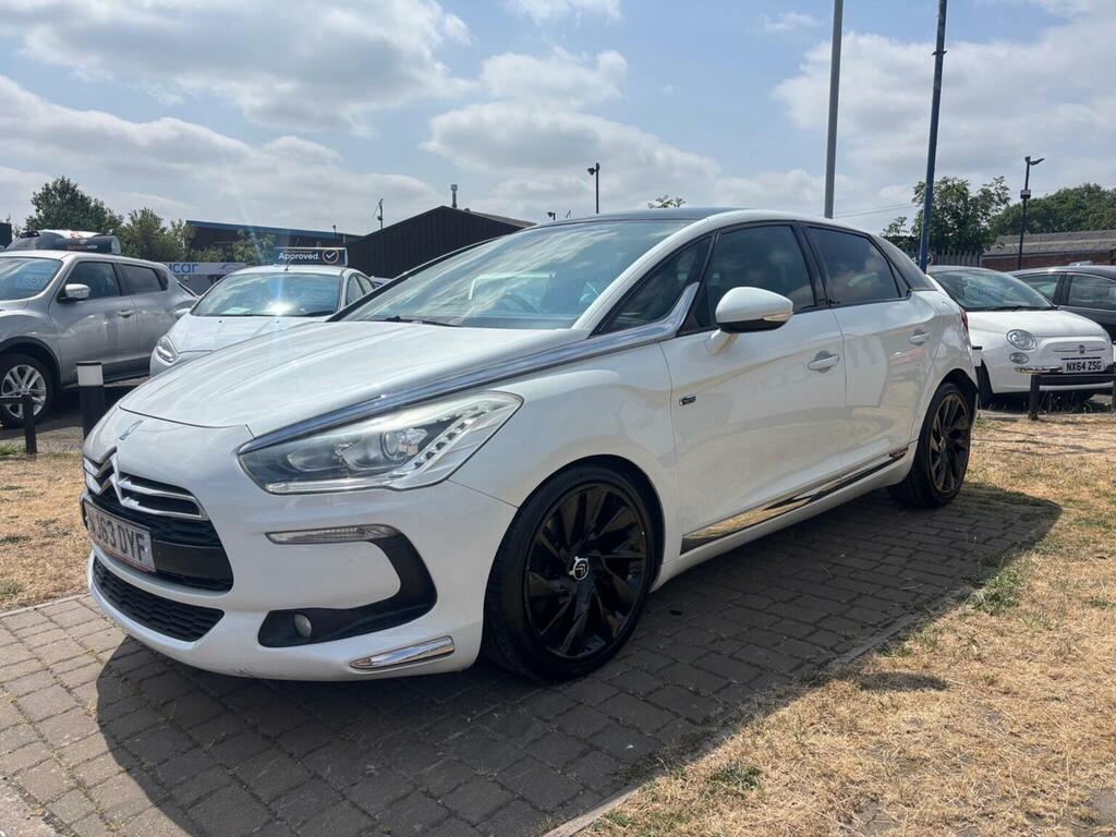 Citroen DS5 Hatchback 2.0 H E-hdi Airdream Dstyle Egs6 4Wd Eur White #4