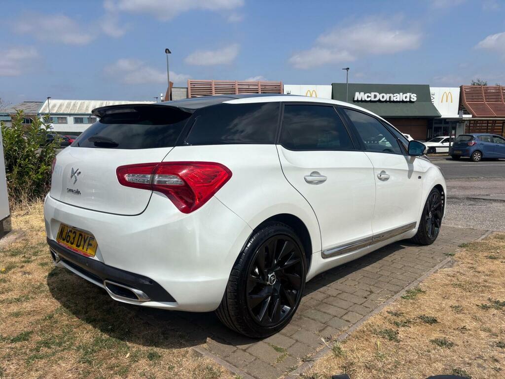 Citroen DS5 Hatchback 2.0 H E-hdi Airdream Dstyle Egs6 4Wd Eur White #5