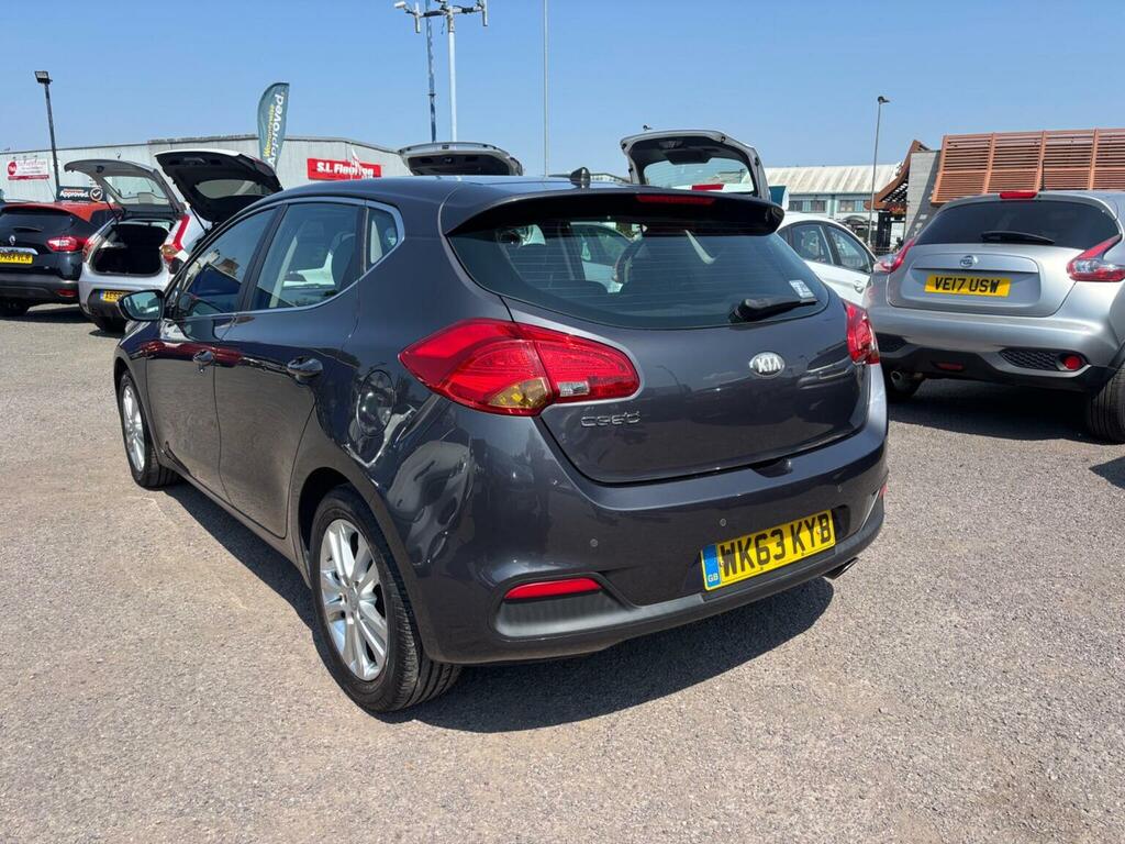 Kia Ceed Hatchback 1.4 2 Euro 5 201363 Grey #2