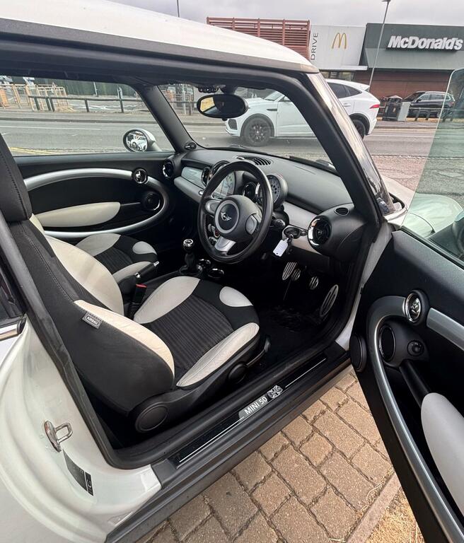 Mini Hatch Hatchback 1.6 Cooper S Camden Euro 5 201010 SL10UDZ Silver #3