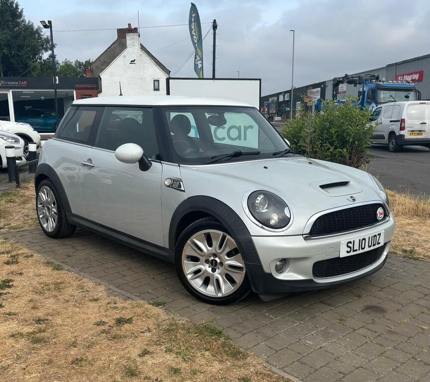 Mini Hatch Hatchback 1.6 Cooper S Camden Euro 5 201010 SL10UDZ Silver