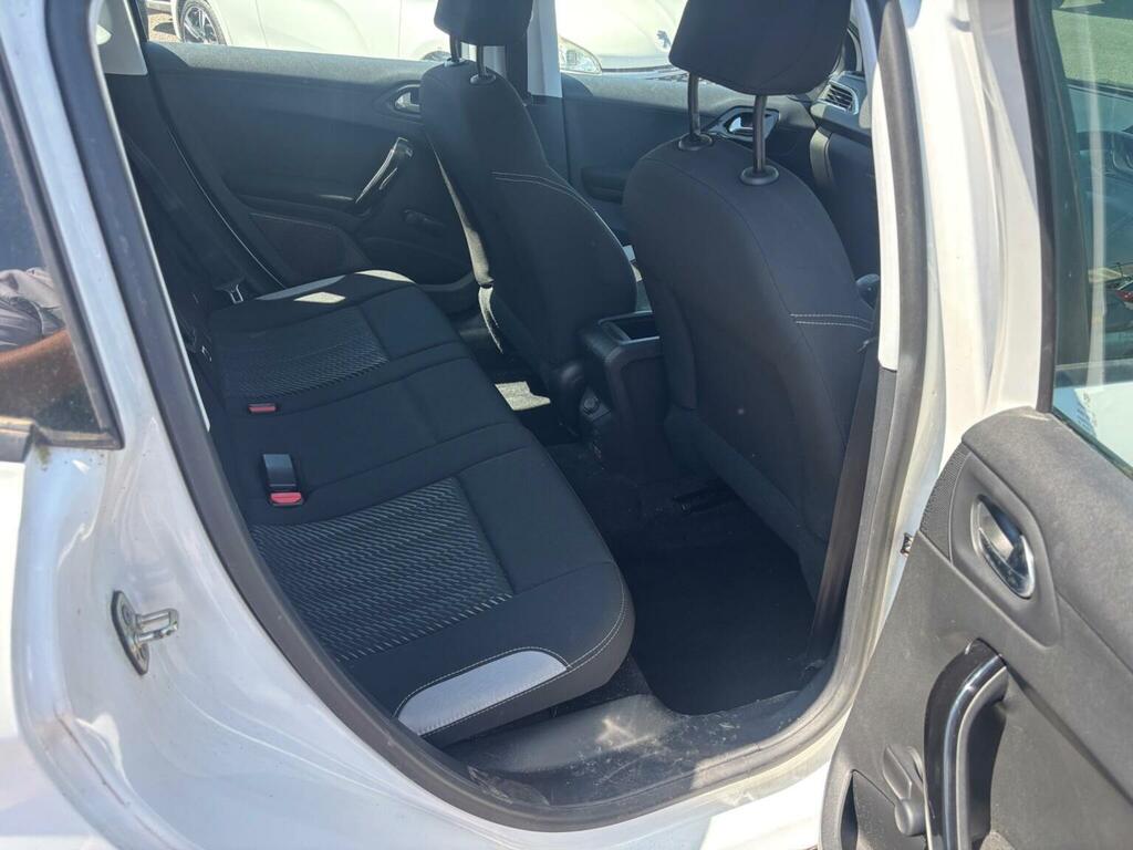 Peugeot 2008 1.2 Vti Allure Suv Euro 5 82 Ps White #9