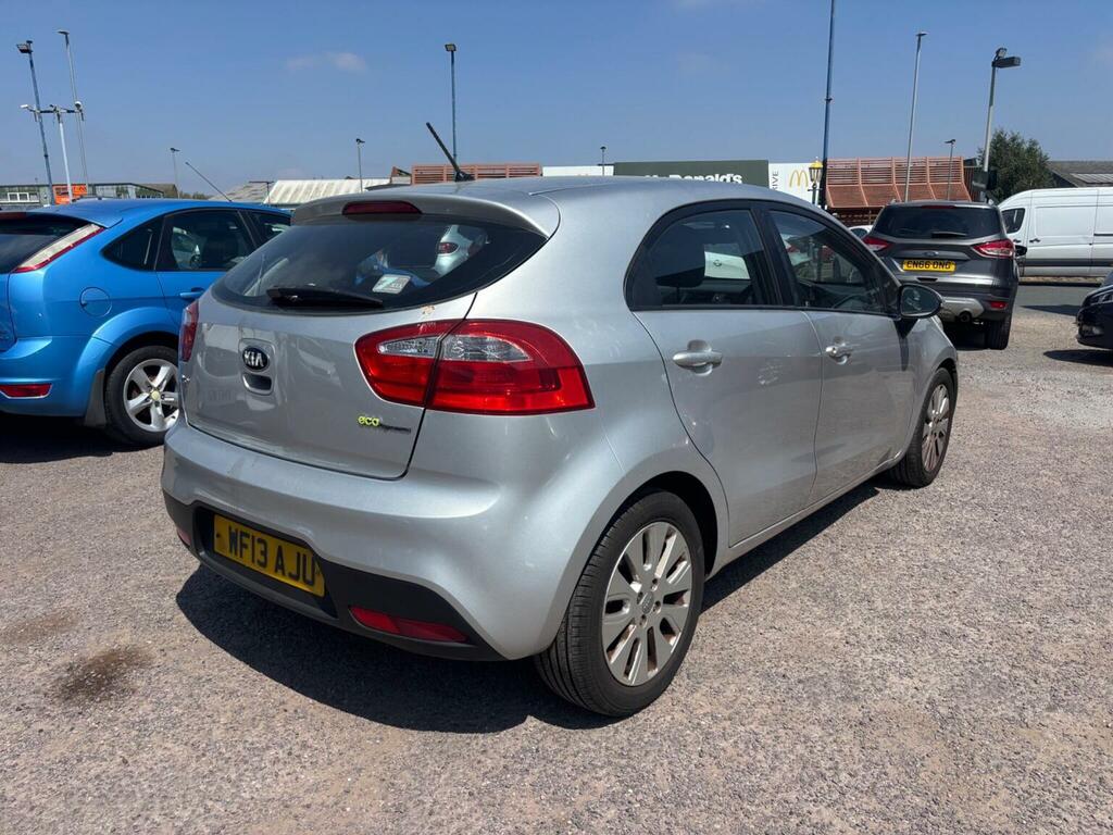 Kia RIO Hatchback 1.4 2 Euro 5 201313 WF13AJU Silver #5