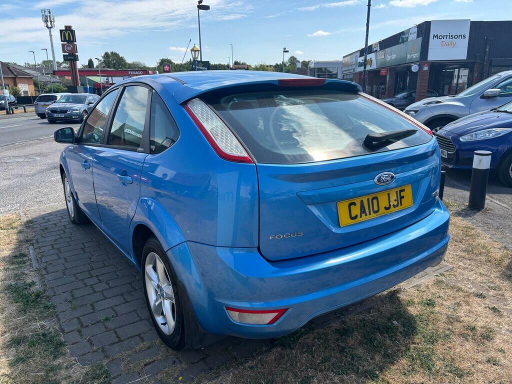 Ford Focus Hatchback 1.6 Zetec 201010 Blue #2
