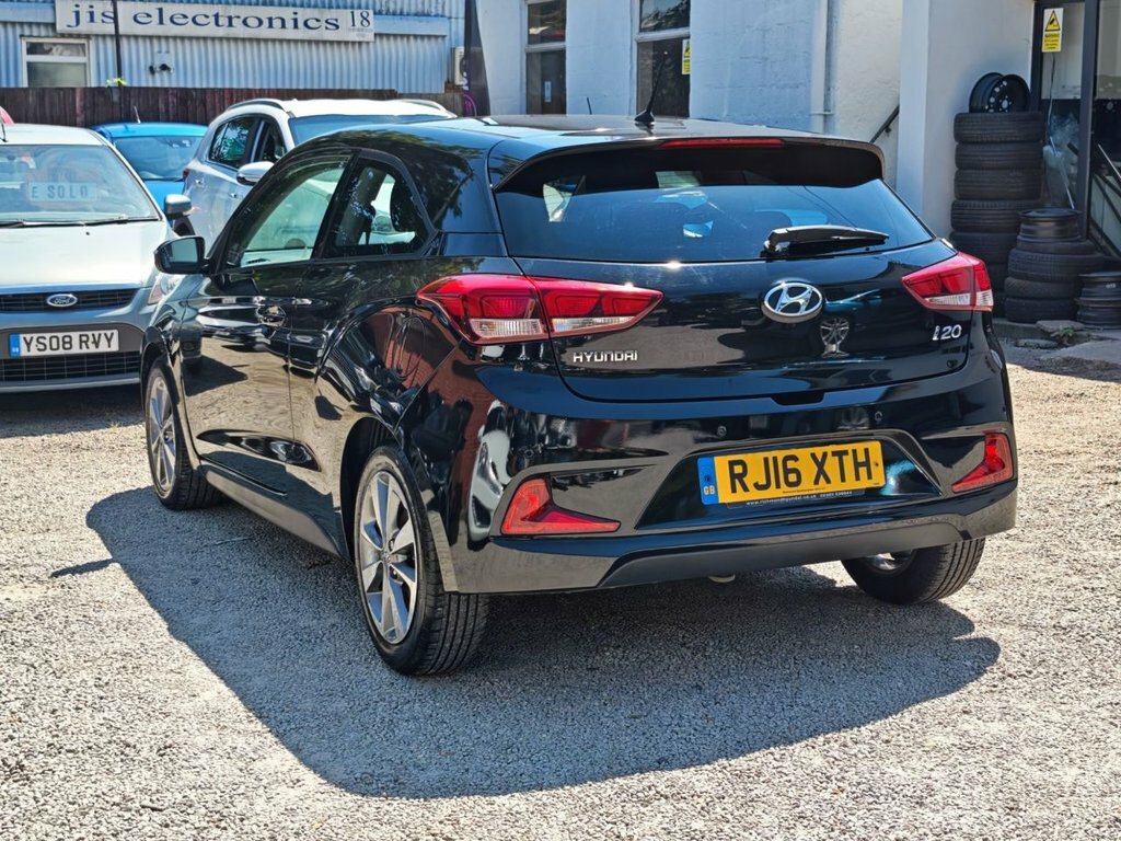 Hyundai I20 1L Se Black #5