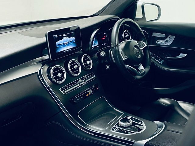 Mercedes-Benz GLC Class Glc250d Amg Line Premium EA18JXH White #6