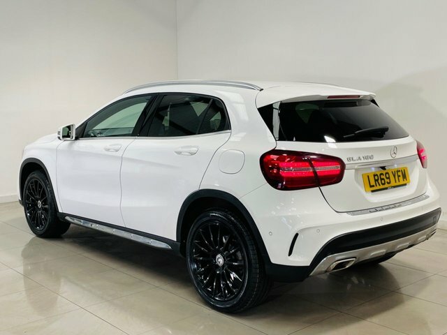 Mercedes-Benz GLA Class Gla180 Amg Line Edition LR69YFM White #3