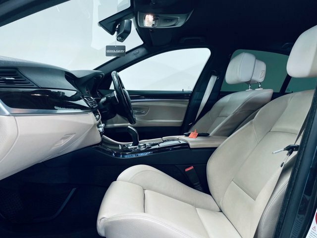 BMW 5 Series 520D M Sport Saloon Grey #5